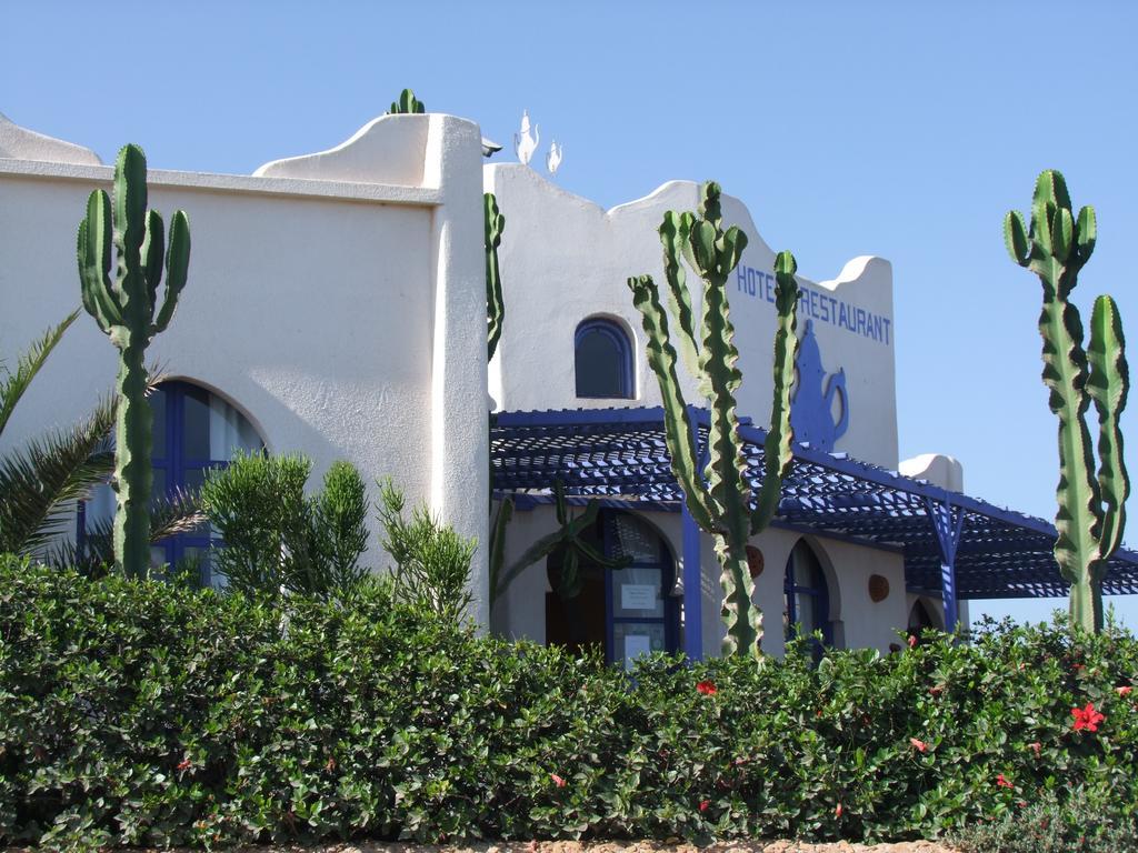 Un The Au Bout Du Monde Hotel Mirleft Exterior photo